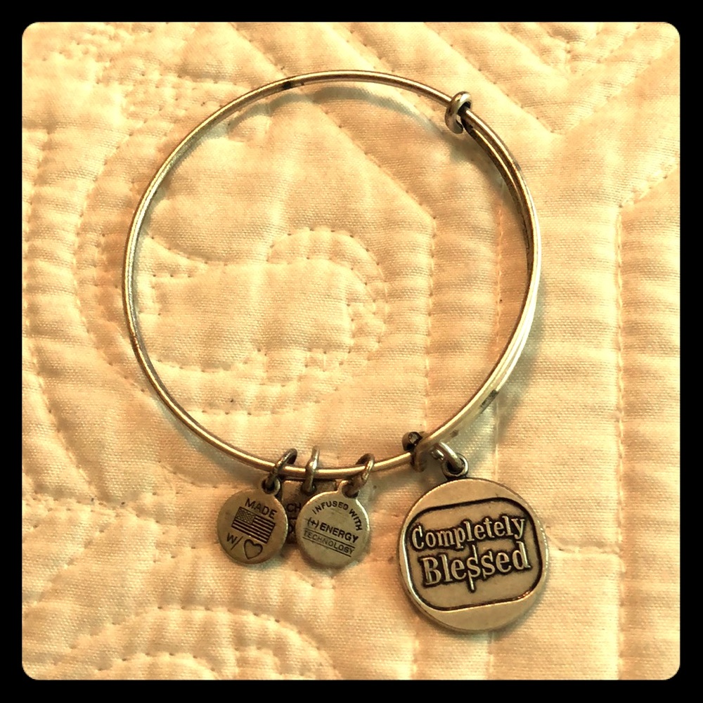 Alex and Ani Completely Blessed Bracelet 🙌🏼